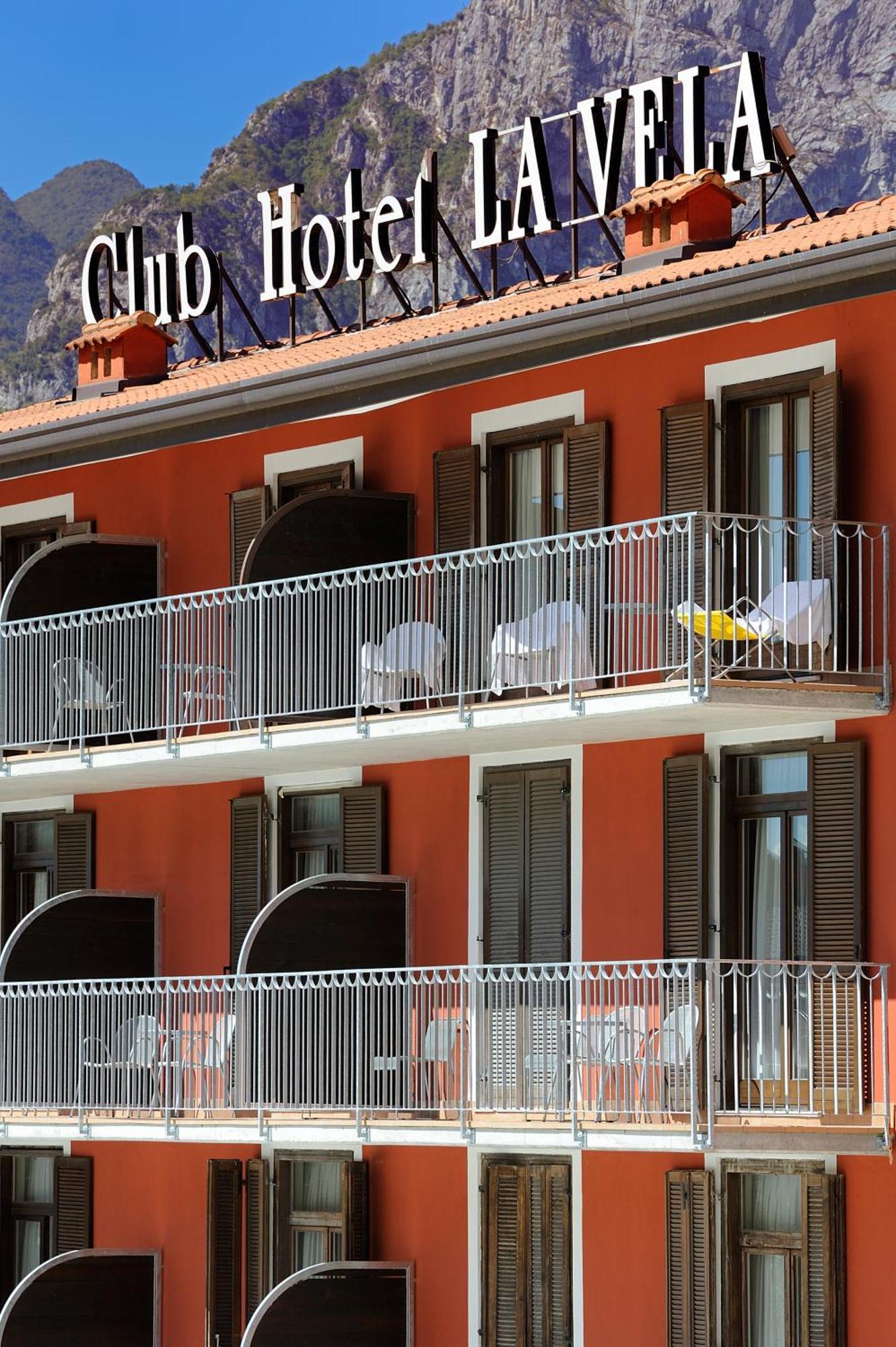 Club Hotel E Residence La Vela Торболе Экстерьер фото