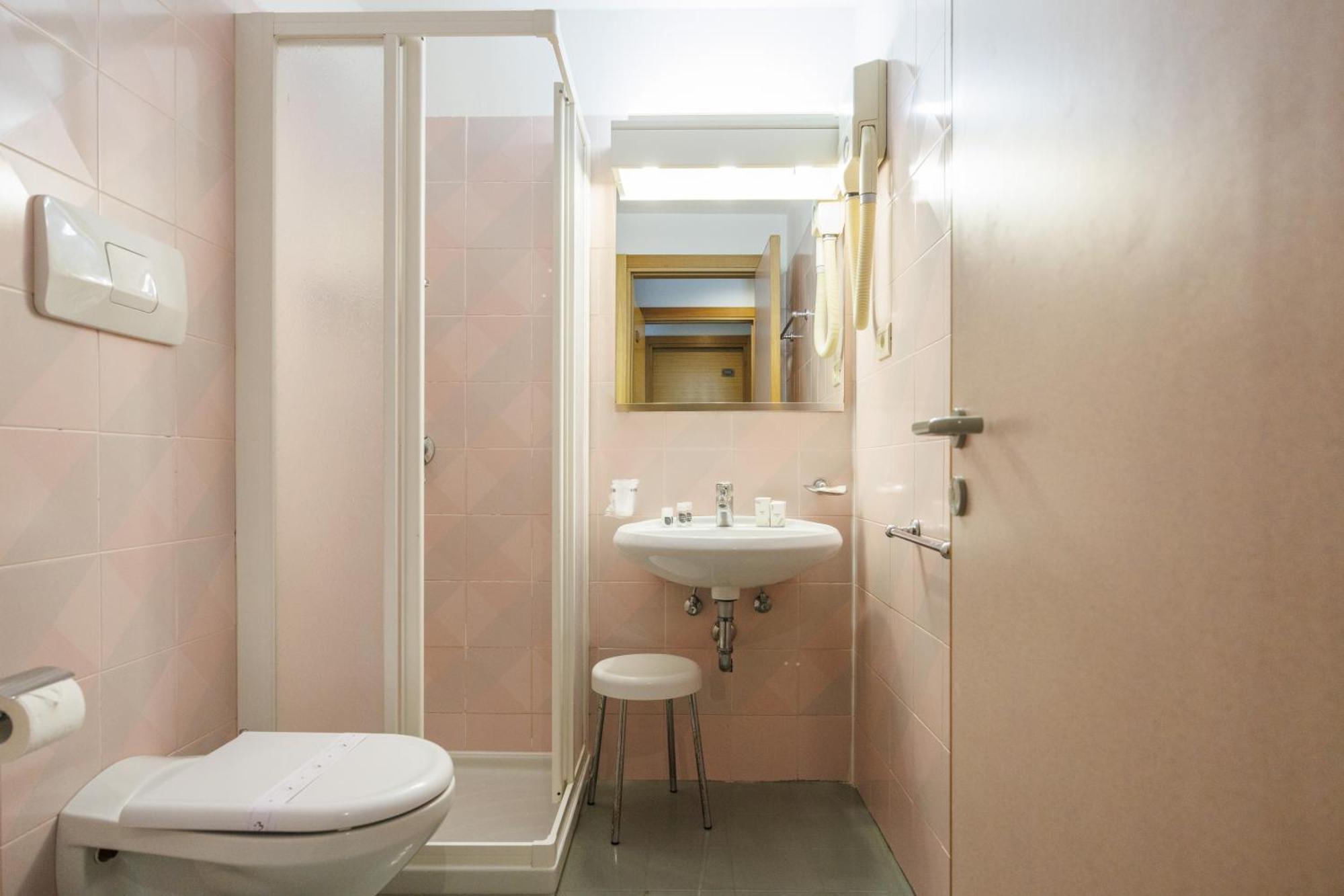 Club Hotel E Residence La Vela Торболе Экстерьер фото