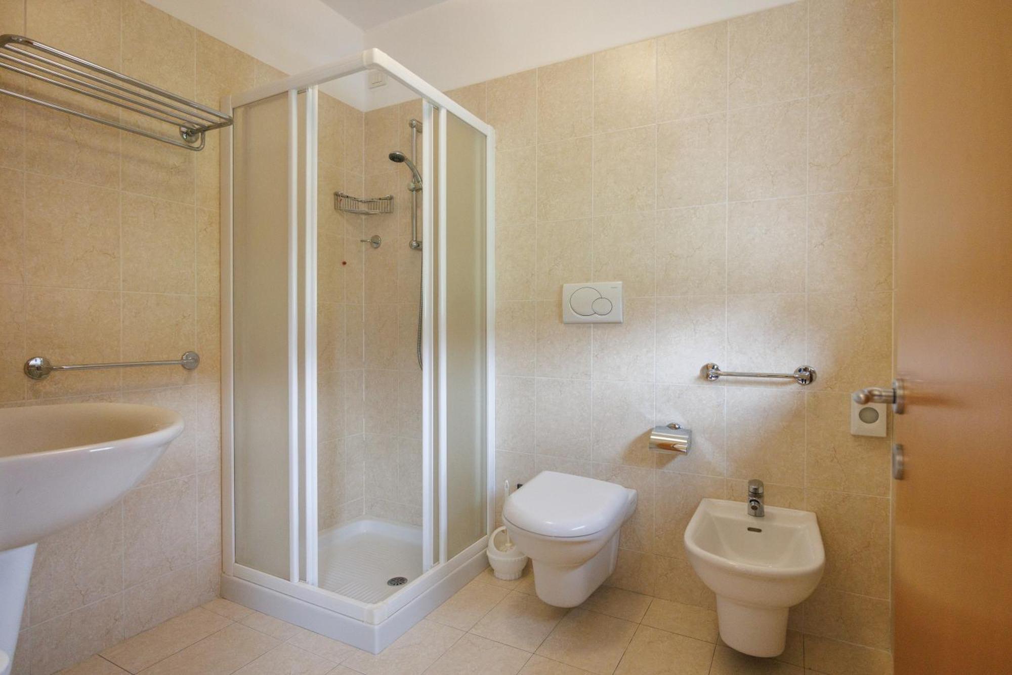 Club Hotel E Residence La Vela Торболе Экстерьер фото